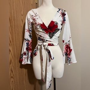 Tie Wrap Floral Crop Top